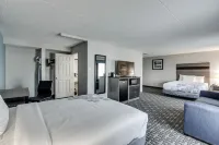 Days Inn & Suites by Wyndham Spokane Hotels in 