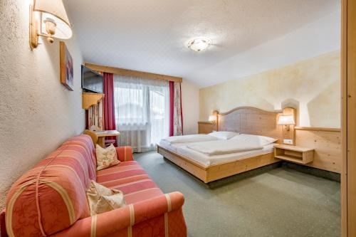Pension Almrausch Triple Room