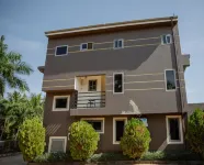 Momo's Guest House Hotels in 