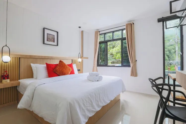 Comfort House, Balcony, City View