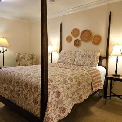 the Cardinal Green Tree Inn Promo Code