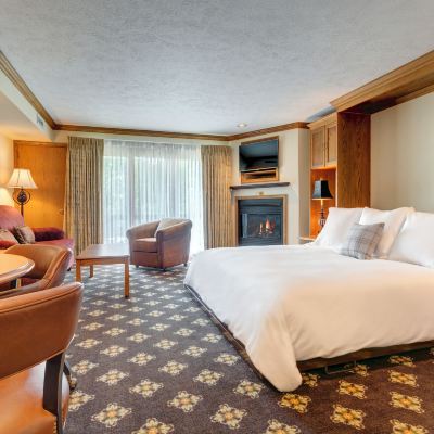Deluxe Room (Heather Highlands Inn Inverness) The Highlands at Harbor Springs Promo Code