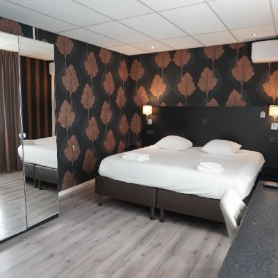 Premium Double Room New West Inn Amsterdam Promo Code