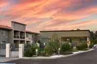 Best Western Plus Lake Front Hotel Hoteles en 