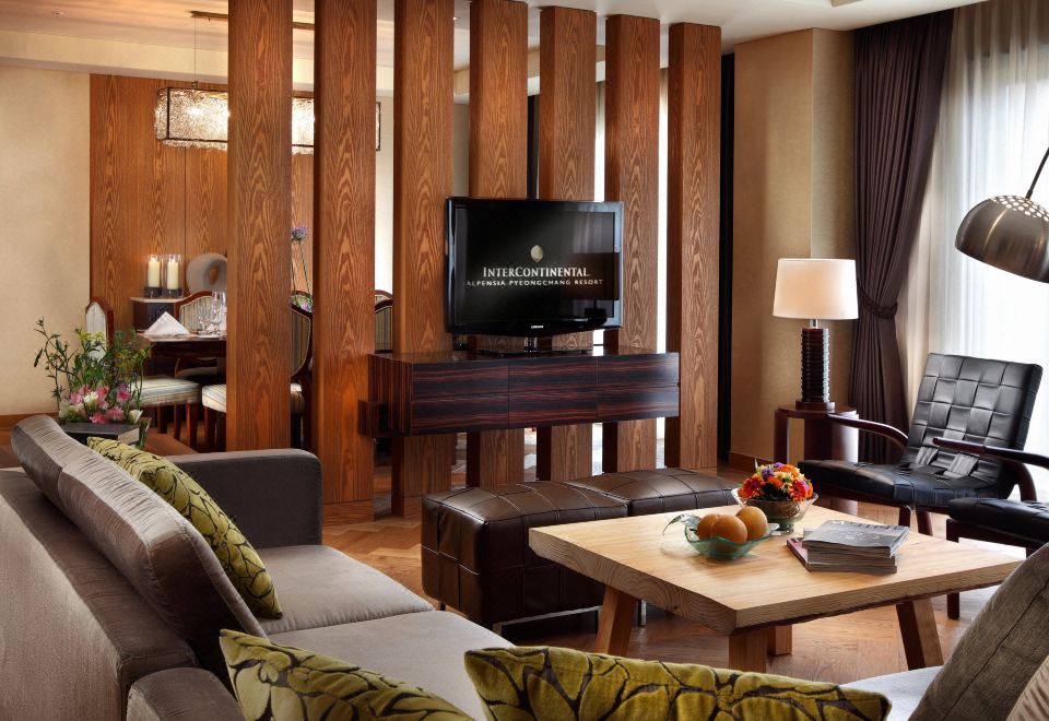 InterContinental Hotels ALPENSIA PYEONGCHANG RESORT by IHG1 King 2 Single Two Bedroom Suite