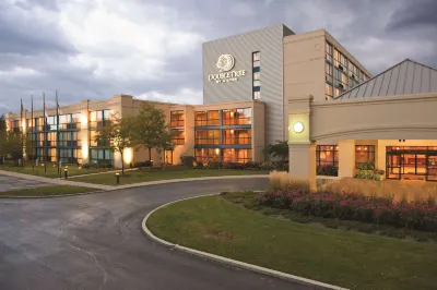 DoubleTree by Hilton Hotel Chicago - Arlington Heights Hotels in 