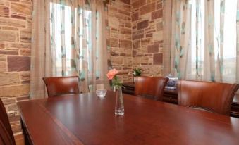 Avgerinos Hotel - Housity
