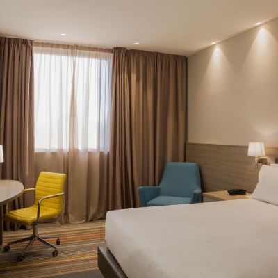 大床房 東羅馬希爾頓歡朋酒店優惠