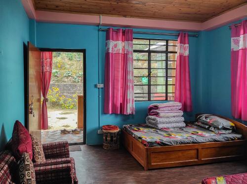 双人房（带独立浴室）