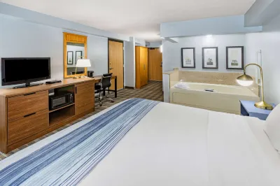 AmericInn by Wyndham Sayre Hotels in 