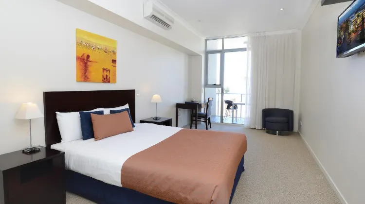 Macquarie Waters Boutique Apartment Hotel Room
