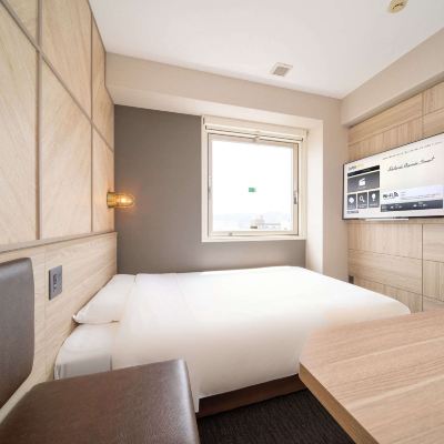 Non-smoking Extra Room With Double Bed And Spacious Desk スーパーホテル鳥取駅前 クーポン