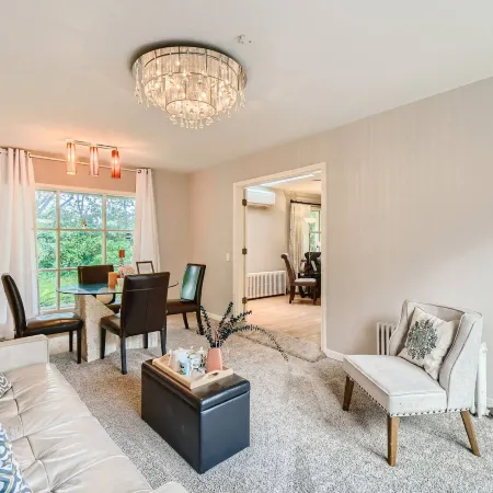 Charming Single Level 4 Bedrooms Gresham Home Near Pdx, Edgefield and Mt Hood Отели в г. Грешам