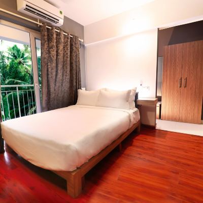 Premium One-Bedroom Suite