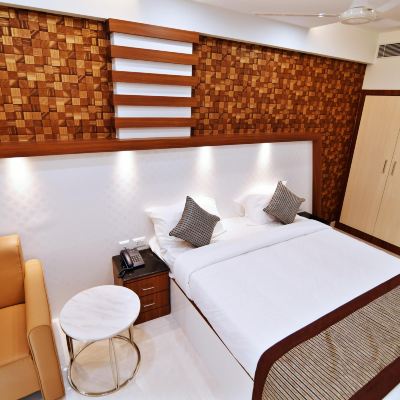 Deluxe Room with Air Conditioner