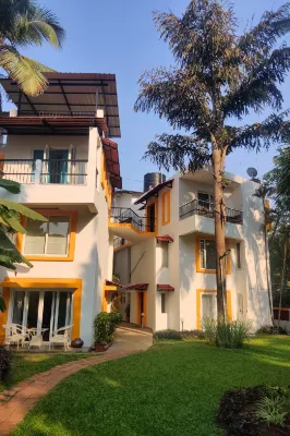Jungle Hut- Annabelles Beach Apartments at Bernard Simao Calangute Hotele w: 