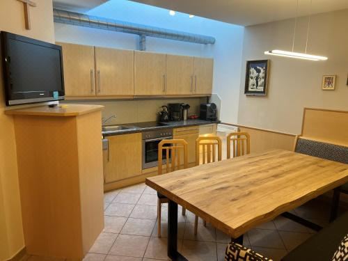 大型两卧室公寓 - 带阳台