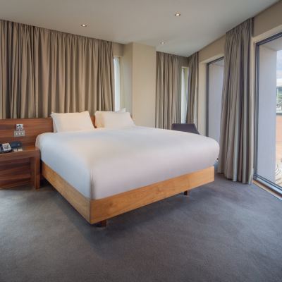 Corner King Suite Hilton Liverpool Promo Code