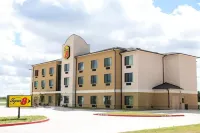 Super 8 by Wyndham Kannapolis Hotel di 