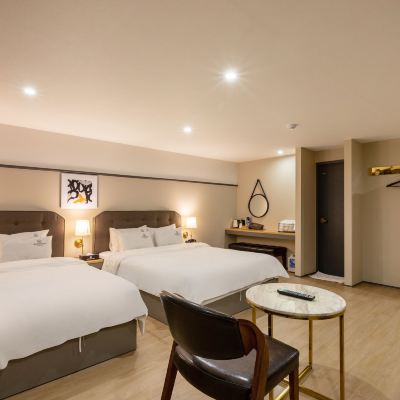 Deluxe Suite (Lg Styler, 2Pc) 브라운도트 호텔 미남점 쿠폰