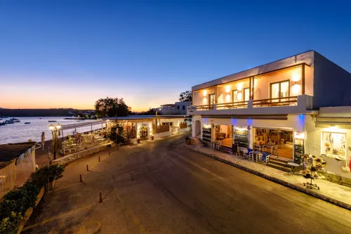 Kiano Suites Paros
