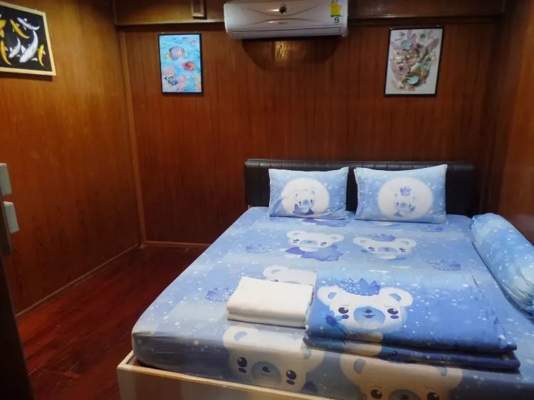 ห้องพักมาตรฐานพร้อมห้องน้ำที่ใช้ร่วมกัน