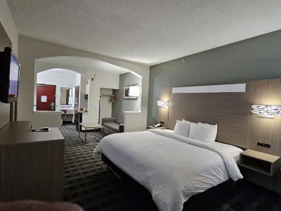 Quality Inn & Suites DFW Airport South Các khách sạn ở 