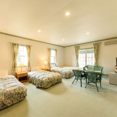 別館フォーベッドルーム 久住高原 銀河のやどきのこ 2 世号 クーポン