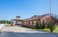Motel 6 Waterloo, IA - Crossroads Mall - Cedar Falls