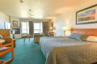 Sunset Oceanfront Lodging