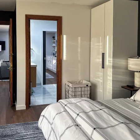 DTW Suites