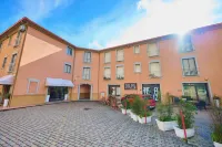 Le 2 Palme Apartments Hotele w: 