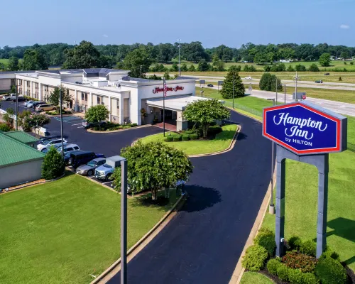 Hampton Inn Corinth Hotel di Corinth