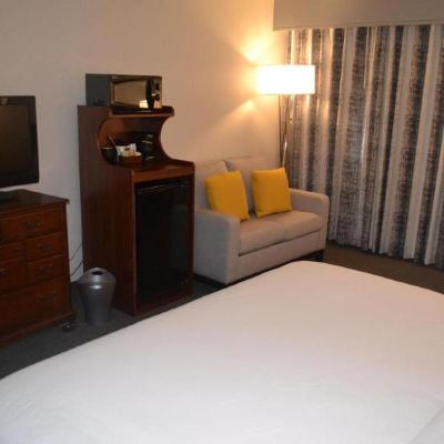 Executive Room, 1 King Bed (Executive King) The Kensington Hotel Promo Code