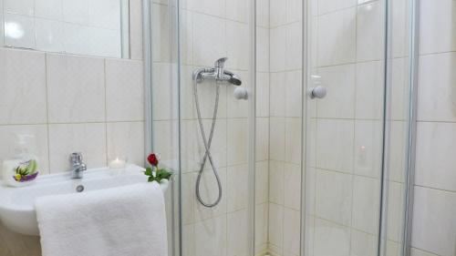 双人房（带独立浴室）