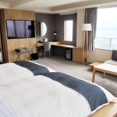 High Floor Premier Twin Ocean View