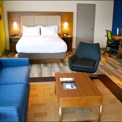 套房 列治文温哥華機場智選假日酒店優惠