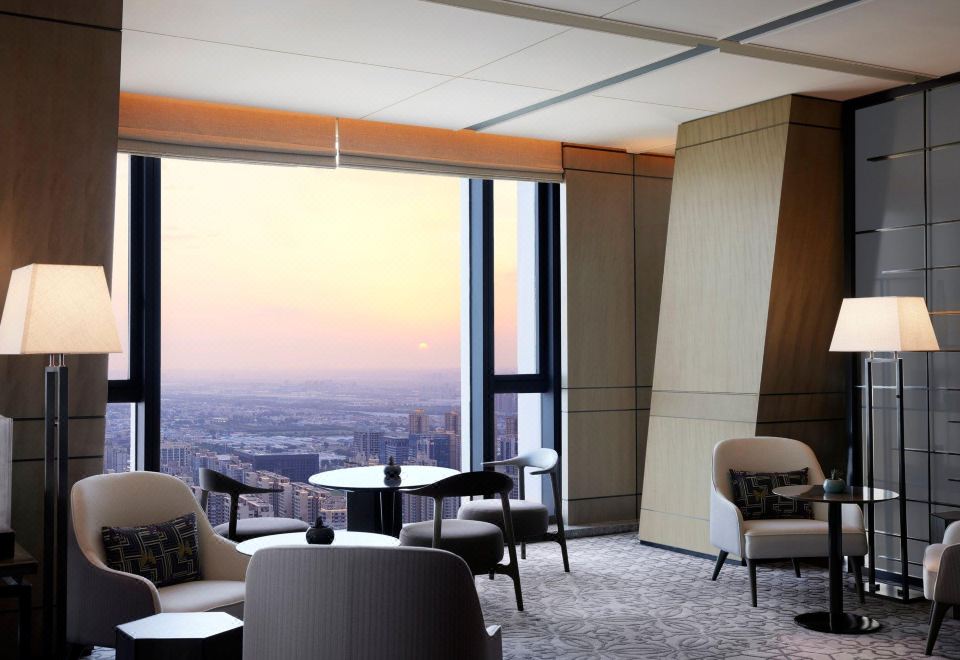 总统套房|270°云端顶层视野+独立聚会厅+厨房