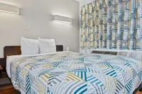 Motel 6 Ventura, CA - Beach