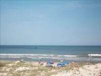 Direct Oceanfront Condo and Drive on the Beach Access!! Hotels in Crescent Beach