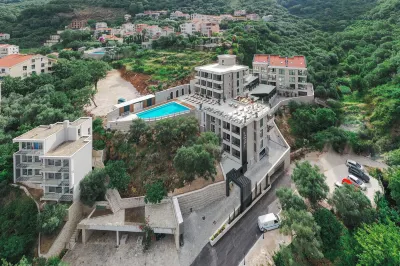 Hotel KingStone Budva Hotels in 