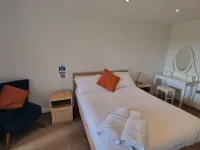 Relaxing Room with Ensuite Rutland Point Hotels in Oakham