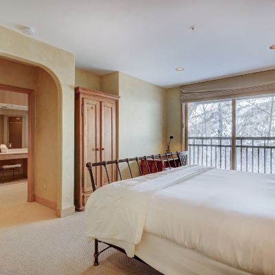 Three-Bedroom Townhouse The Pines Lodge, a RockResort Promo Code