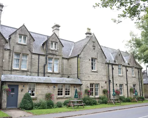 Tollemache Arms Các khách sạn ở Grantham