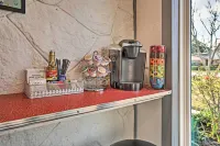 Retro Updated Blanco Abode - Steps to Main Street!