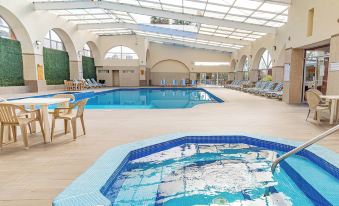 Puerto Nuevo Baja Hotel & Villas - Housity
