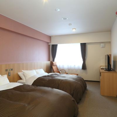 和風ルーム 青の洞窟温泉 ピパの湯 ゆ～りん館 クーポン