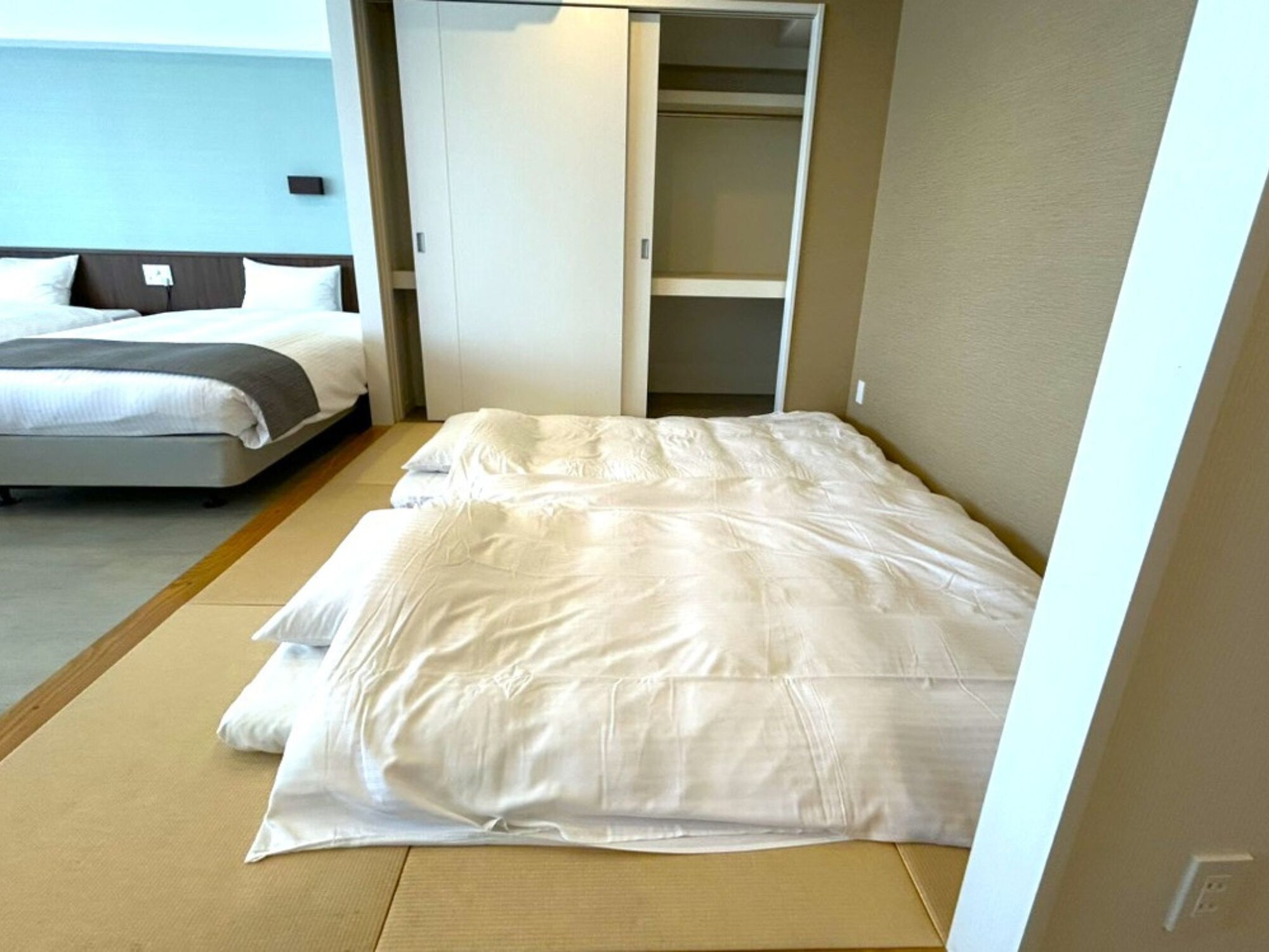 Sunset Resort Canphou高层公寓套房