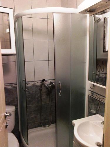 带露台的海景一室公寓