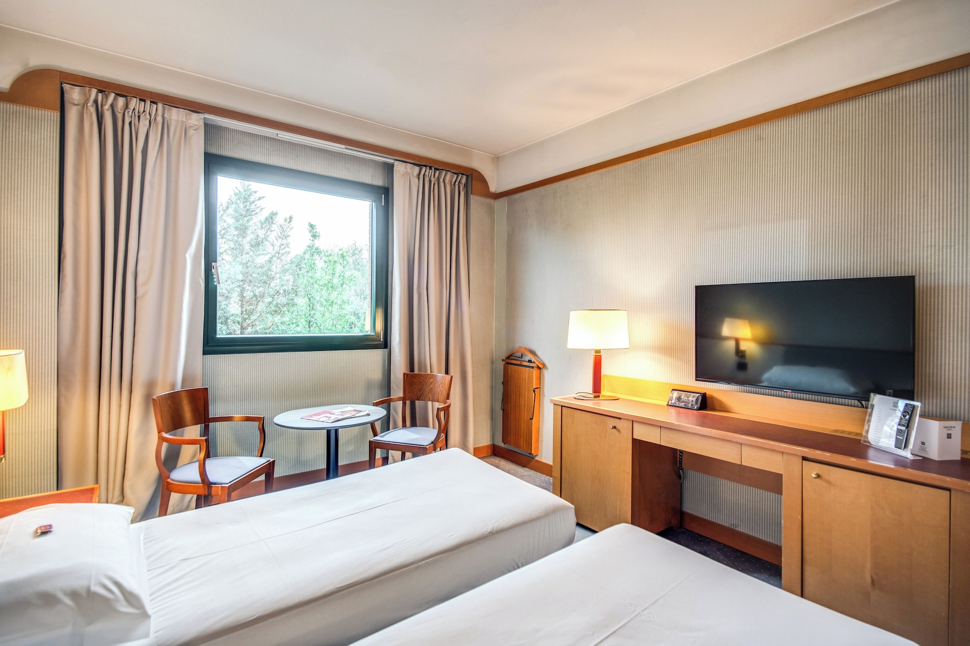 行政双人或双床房